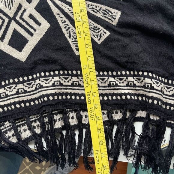 Flying Tomato Cream and Black "Poncho" Turtle Neck Sweater, Small - Picture 7 of 9